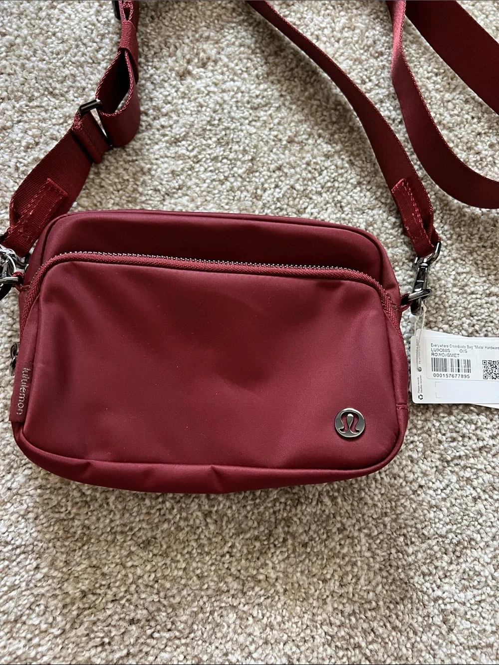 NWT Lululemon Everywhere Crossbody bag with gunmetal hardware